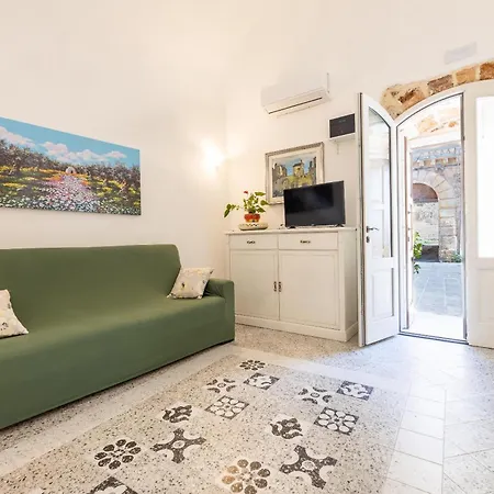 Misya 아파트 펠리네